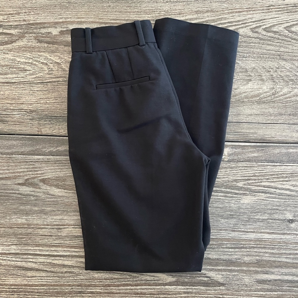 Aritzia Babaton Agency Pant